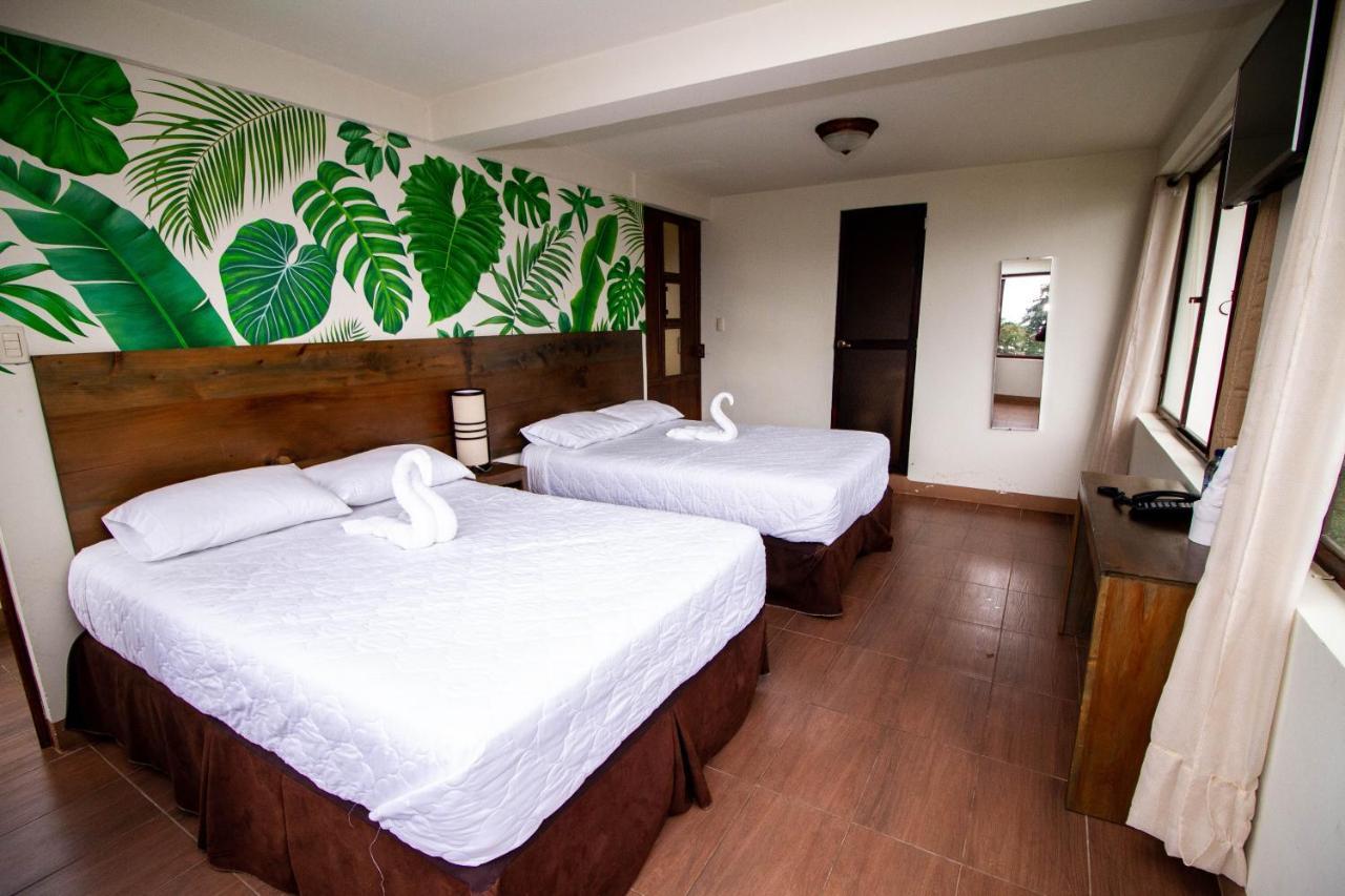 Hotel Ariana San Pedro La Laguna Exterior photo