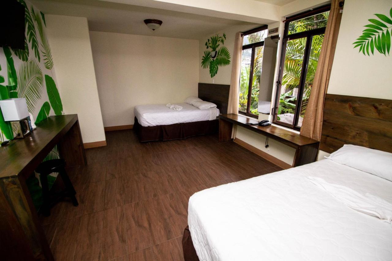 Hotel Ariana San Pedro La Laguna Exterior photo